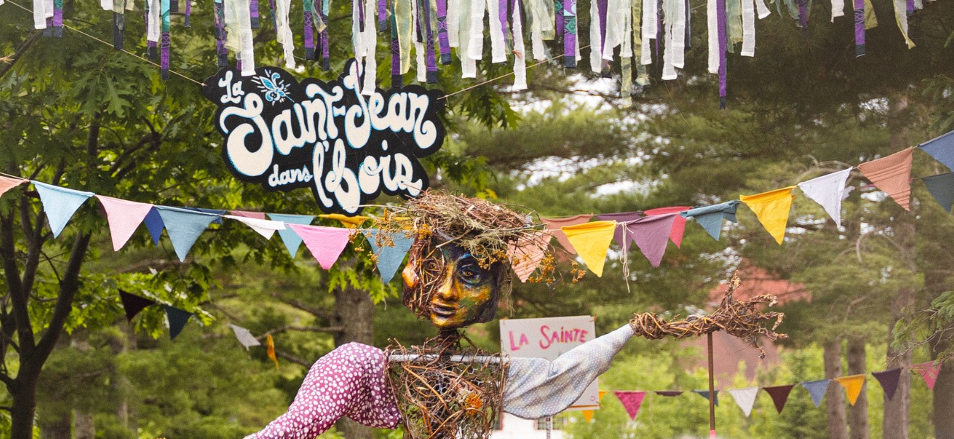 Vue sur le festival de la Saint-Jean dans l'bois